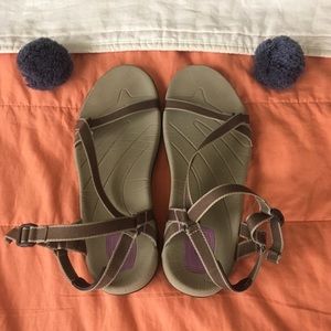 Teva Strappy Athletic Sandals - Size 7.5
